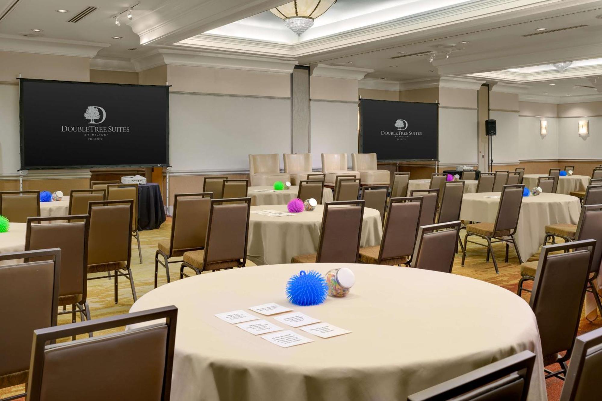 Doubletree Suites By Hilton Феникс Экстерьер фото