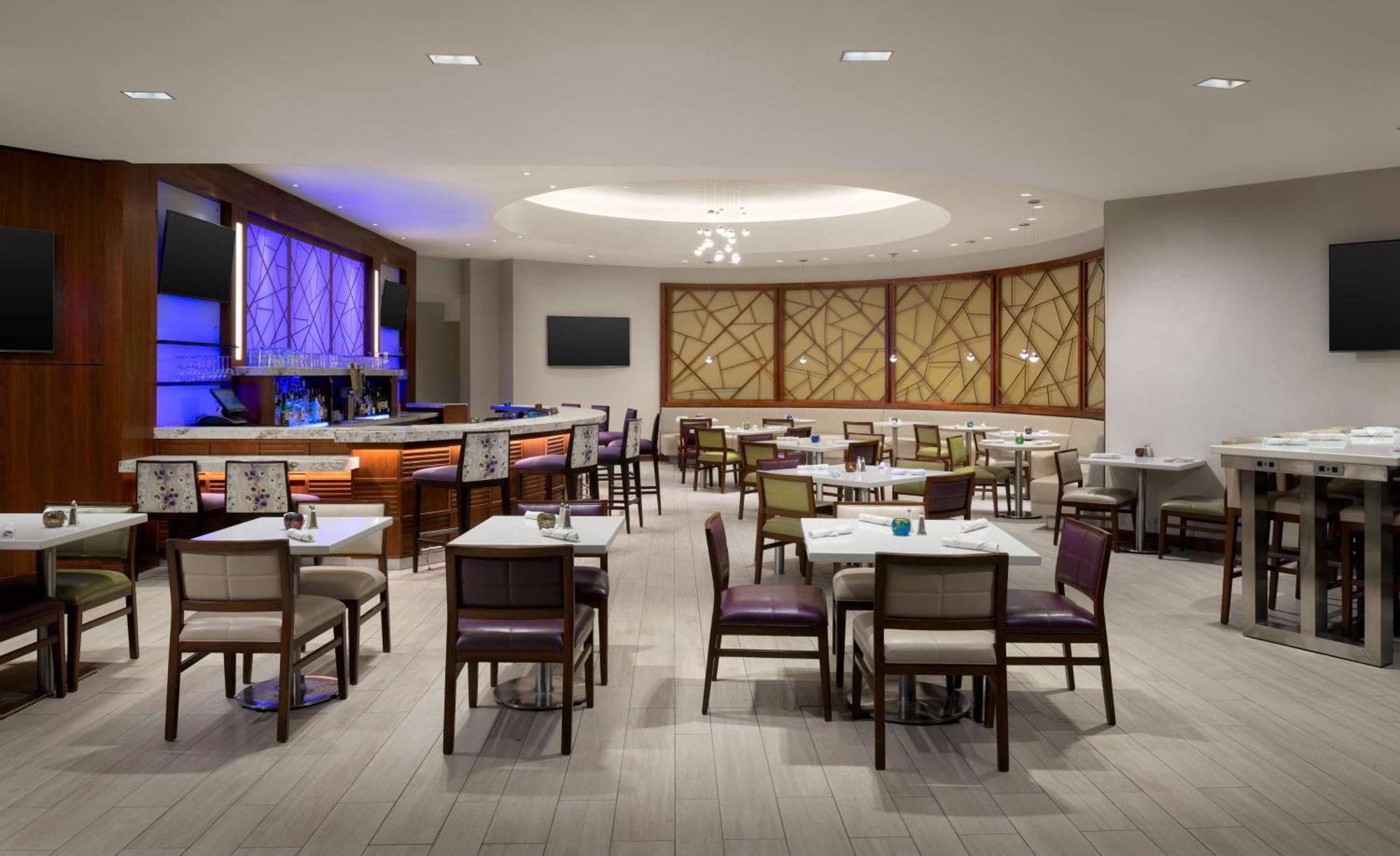 Doubletree Suites By Hilton Феникс Экстерьер фото